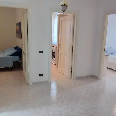 La Casa Bianca Guest house Camerano